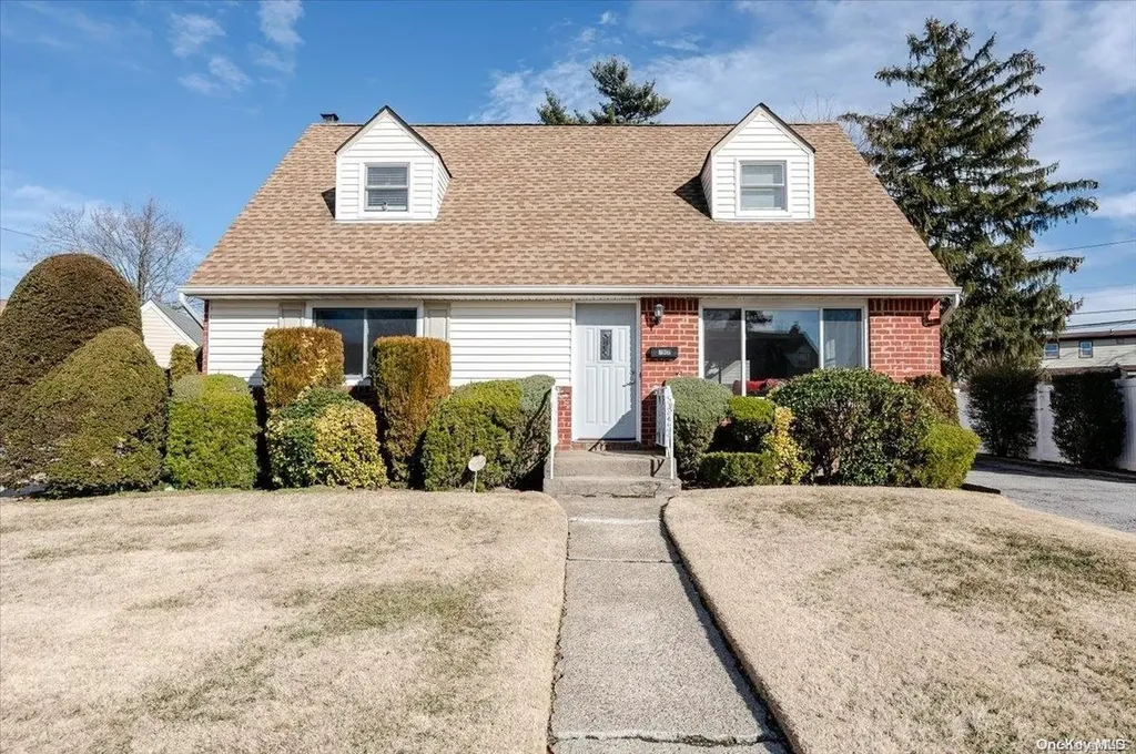 769 Lenore Lane Elmont NY 11003