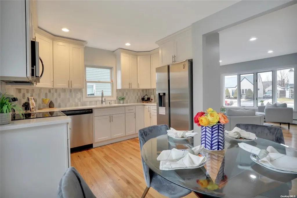 71 Nassau Avenue Plainview NY 11803