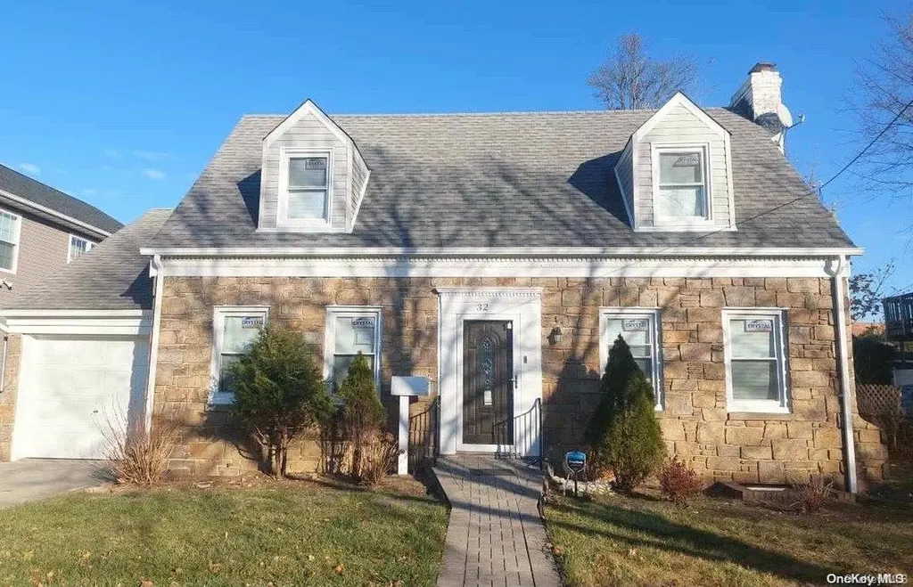 32 Warner Avenue Hempstead NY 11550