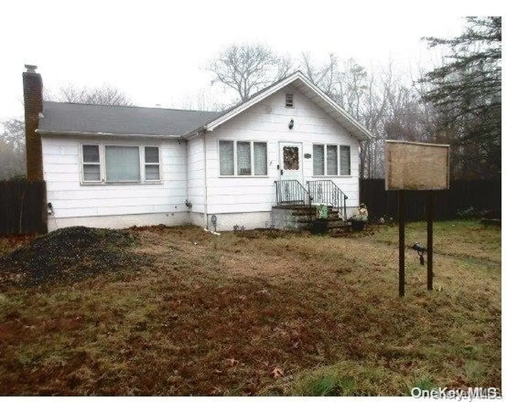 69 Pineway Avenue Mastic Beach NY 11951