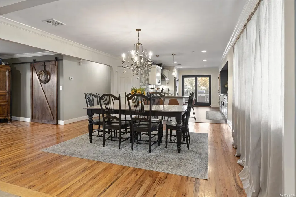 46 Aspen Road Kings Park NY 11754
