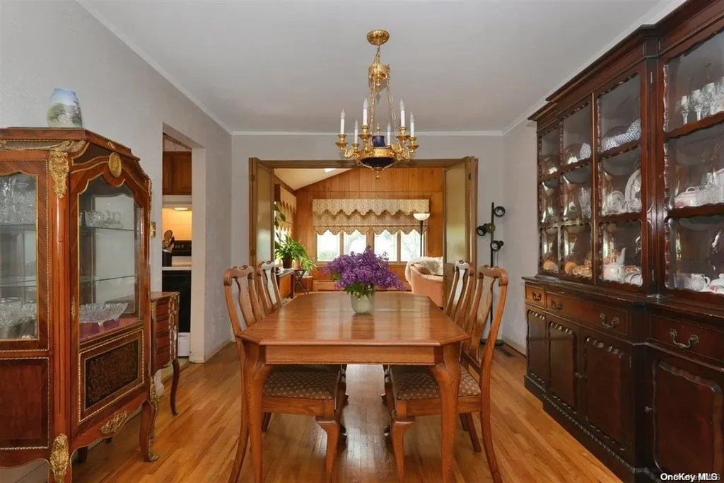 3238 Perry Avenue Oceanside NY 11572