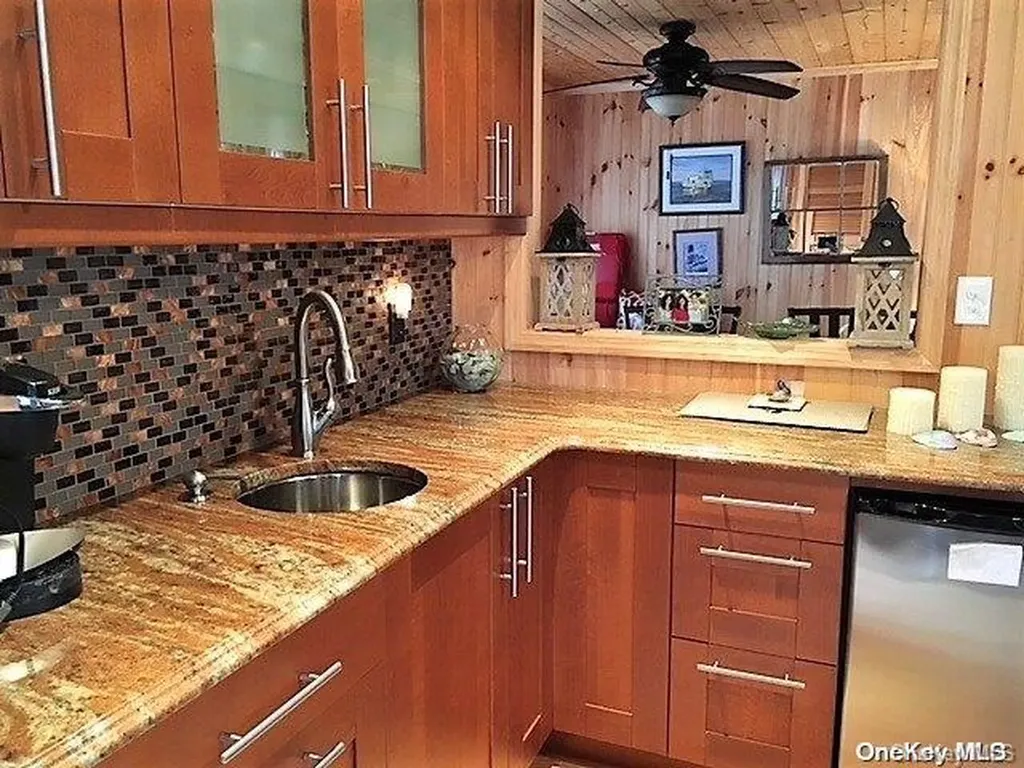 12 Ocean Road Ocean Beach NY 11770