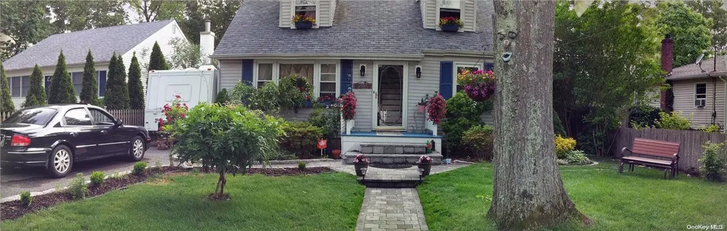 117 Forrest Avenue Shirley NY 11967