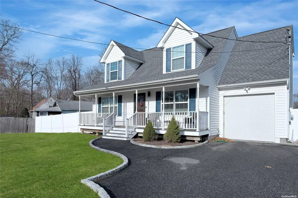 5 Selden Road Mastic Beach NY 11951