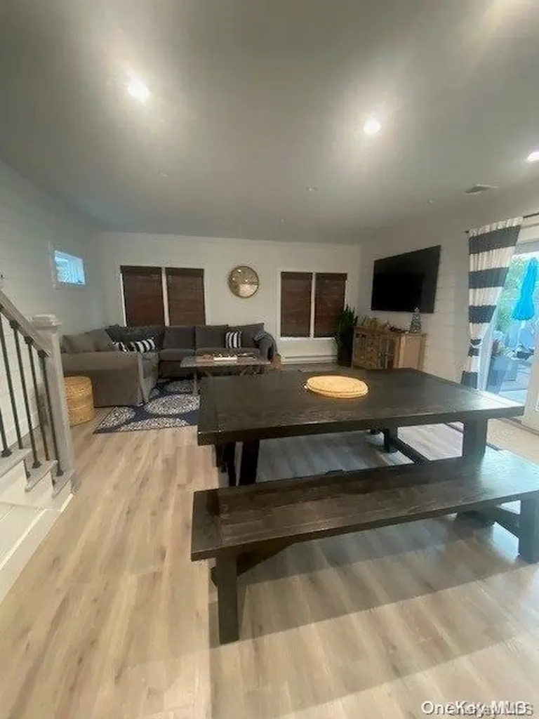 265 Cottage Walk Ocean Beach NY 11770