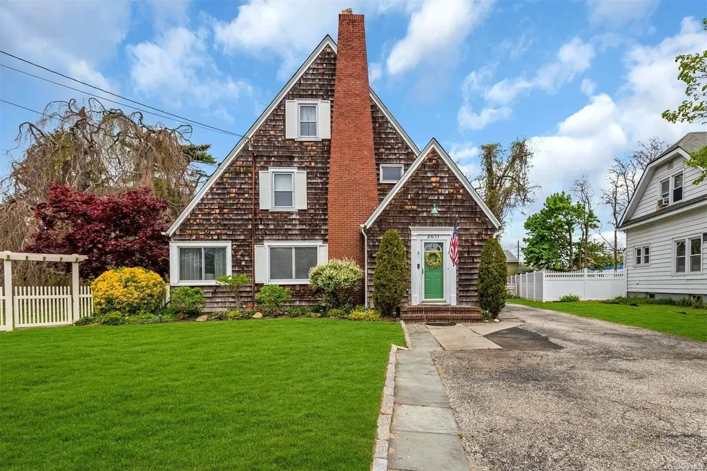 2611 Union Boulevard Islip NY 11751