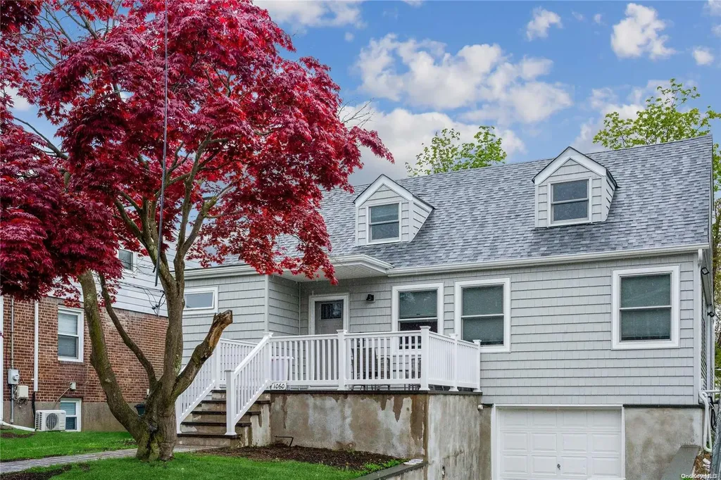 1060 Mora Place Woodmere NY 11598