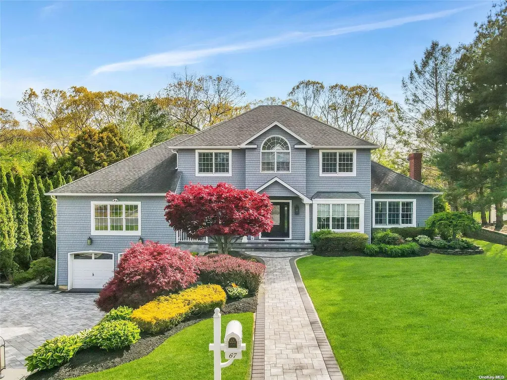 67 Grasslands Circle Mount Sinai NY 11766