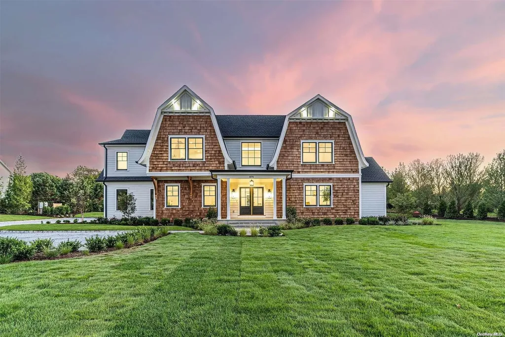 875 Royalton Row Mattituck NY 11952