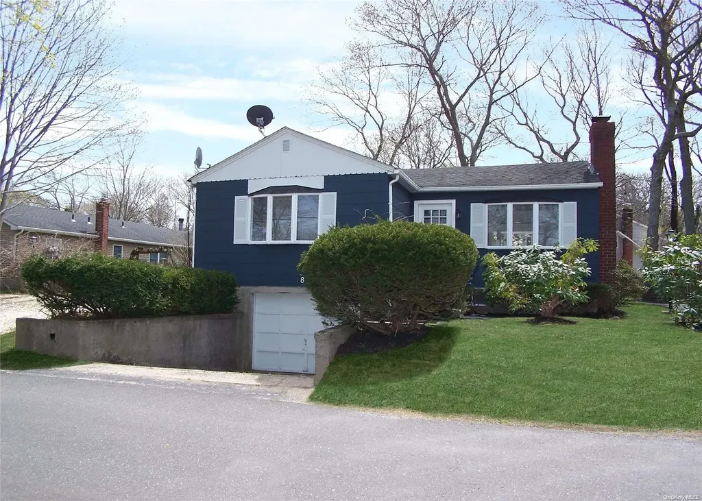 8 Diana Road Rocky Point NY 11778