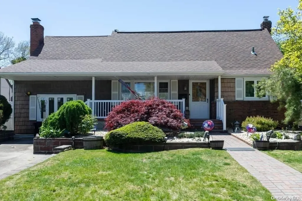 844 Alan Drive Wantagh NY 11793