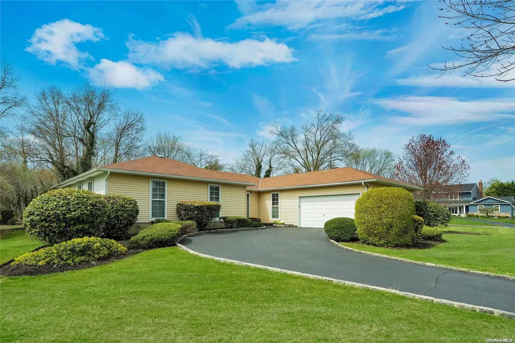 16 Crawford Drive Dix Hills NY 11746