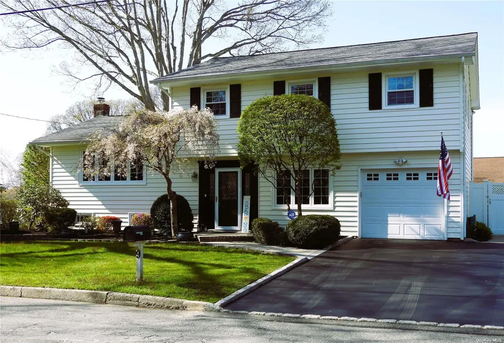 9 Madison Street Smithtown NY 11787