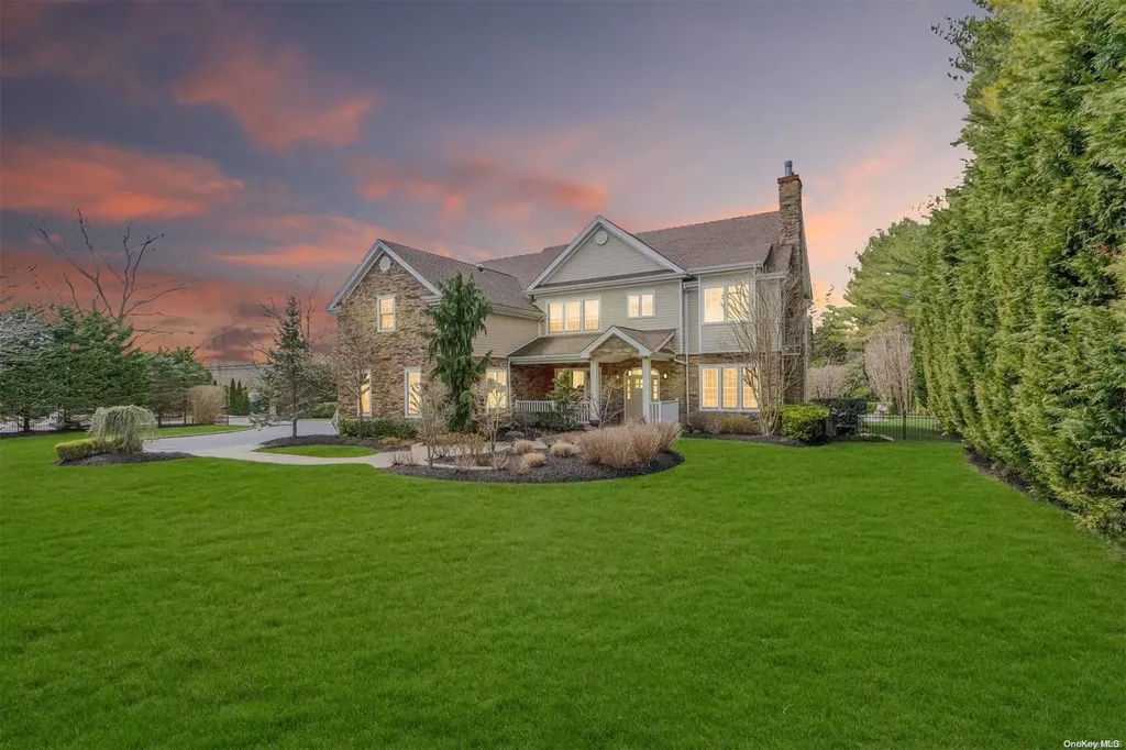 9 Vanderbilt Parkway Dix Hills NY 11746