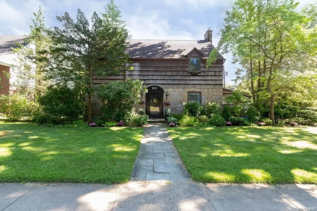 60 Baker Hill Road Great Neck NY 11023