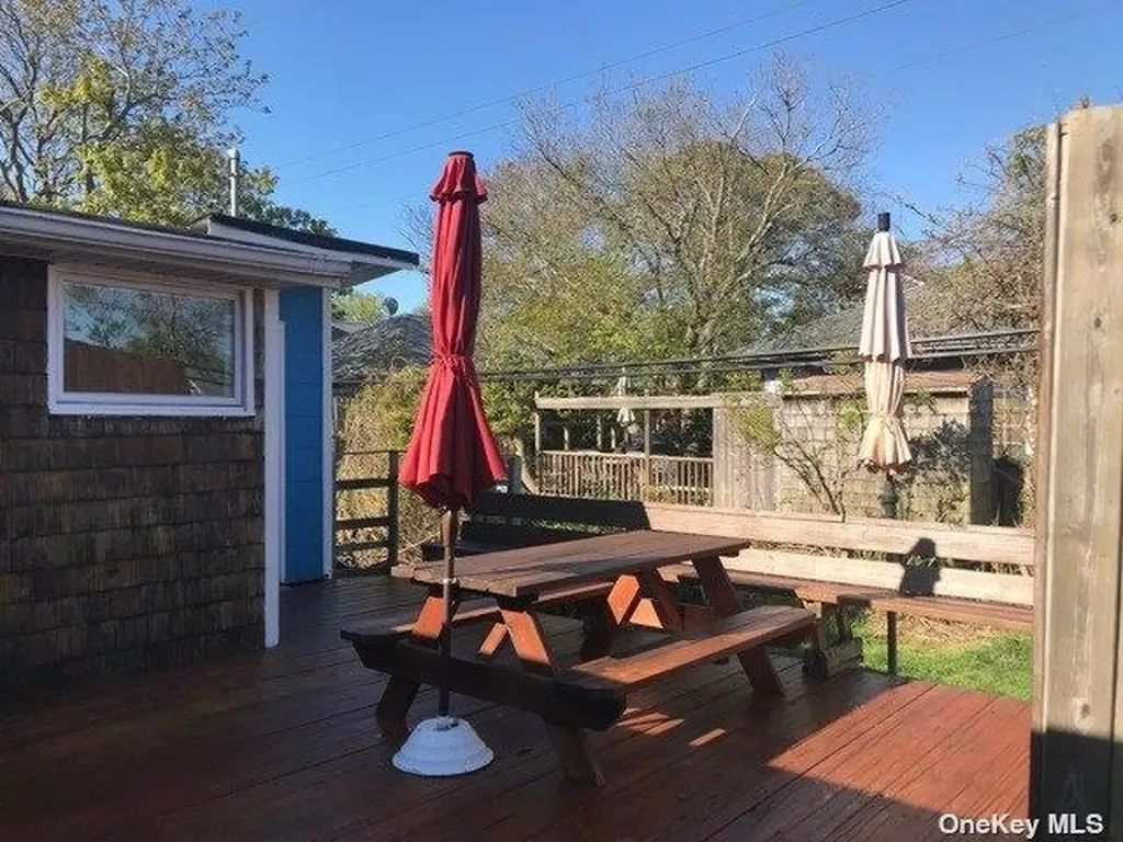 363 Dehnhoff Walk Ocean Beach NY 11770