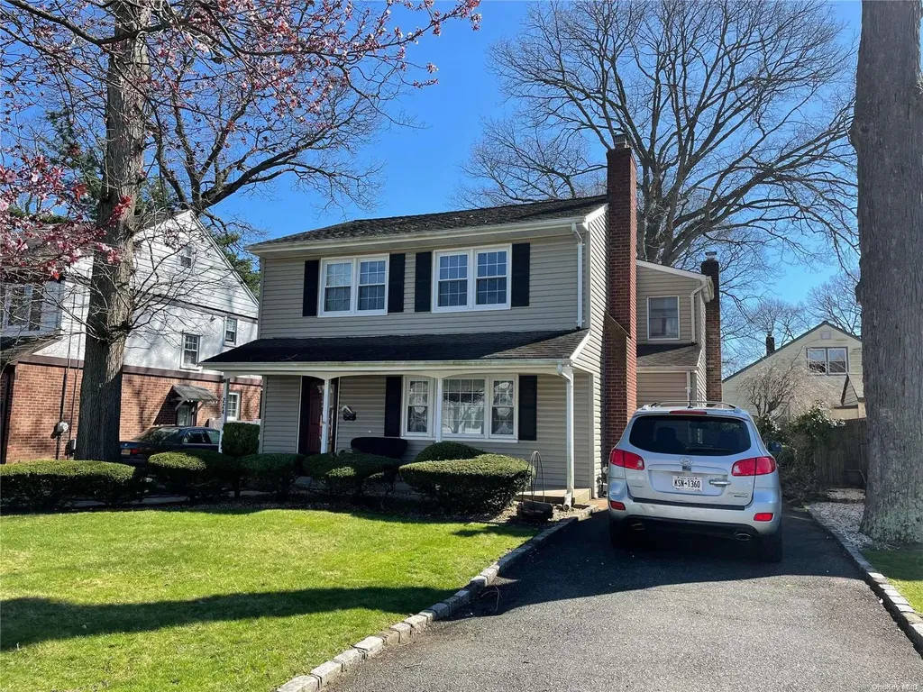 224 Allen Avenue Oceanside NY 11572