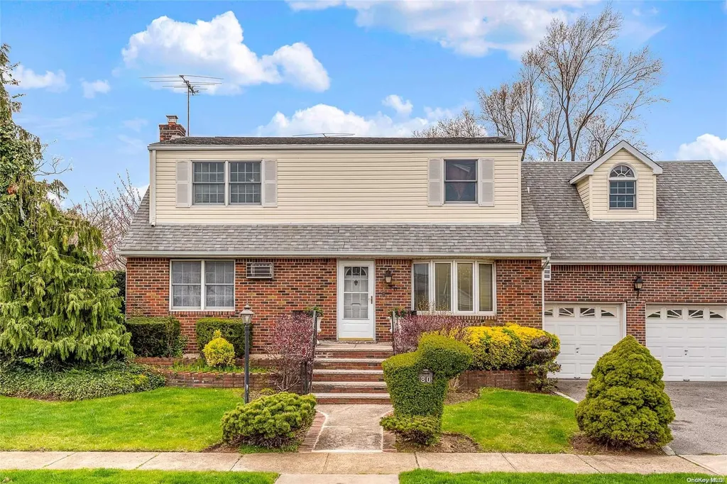 80 Idell Road Valley Stream NY 11580