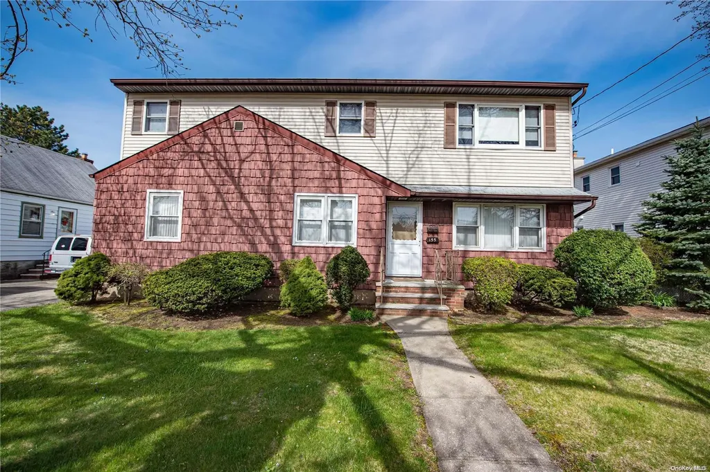 155 Raff Avenue Elmont NY 11003