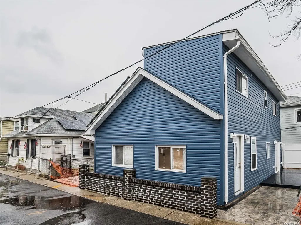 6 Merit Court Brooklyn NY 11229