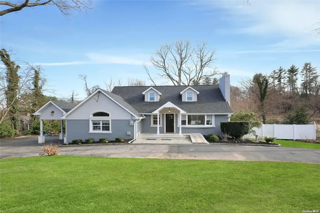 514 Wolf Hill Road Dix Hills NY 11746