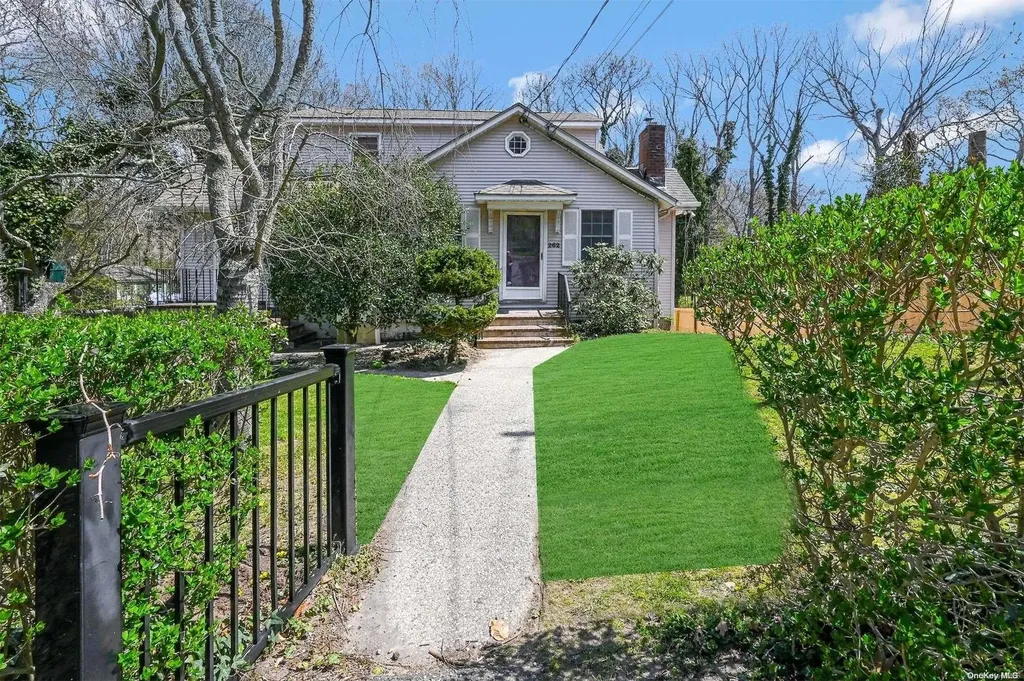262 Hulse Avenue Wading River NY 11792