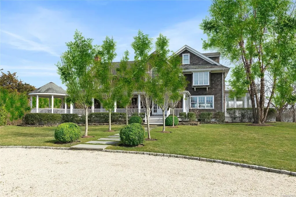 114 Seafield Lane Westhampton Beach NY 11978
