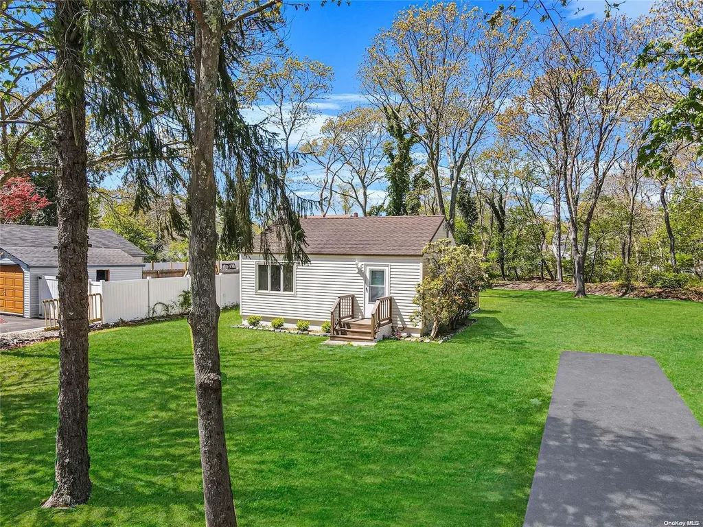 230 Orchid Drive Mastic Beach NY 11951