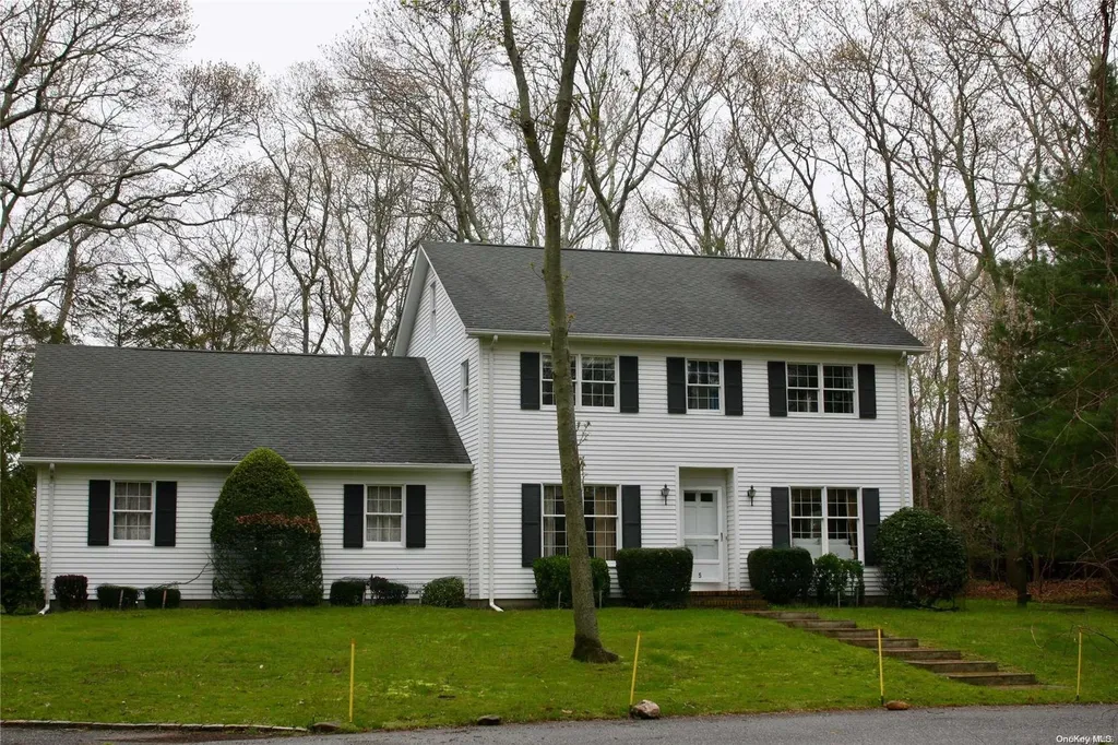 5 Coronet Lane East Hampton NY 11937