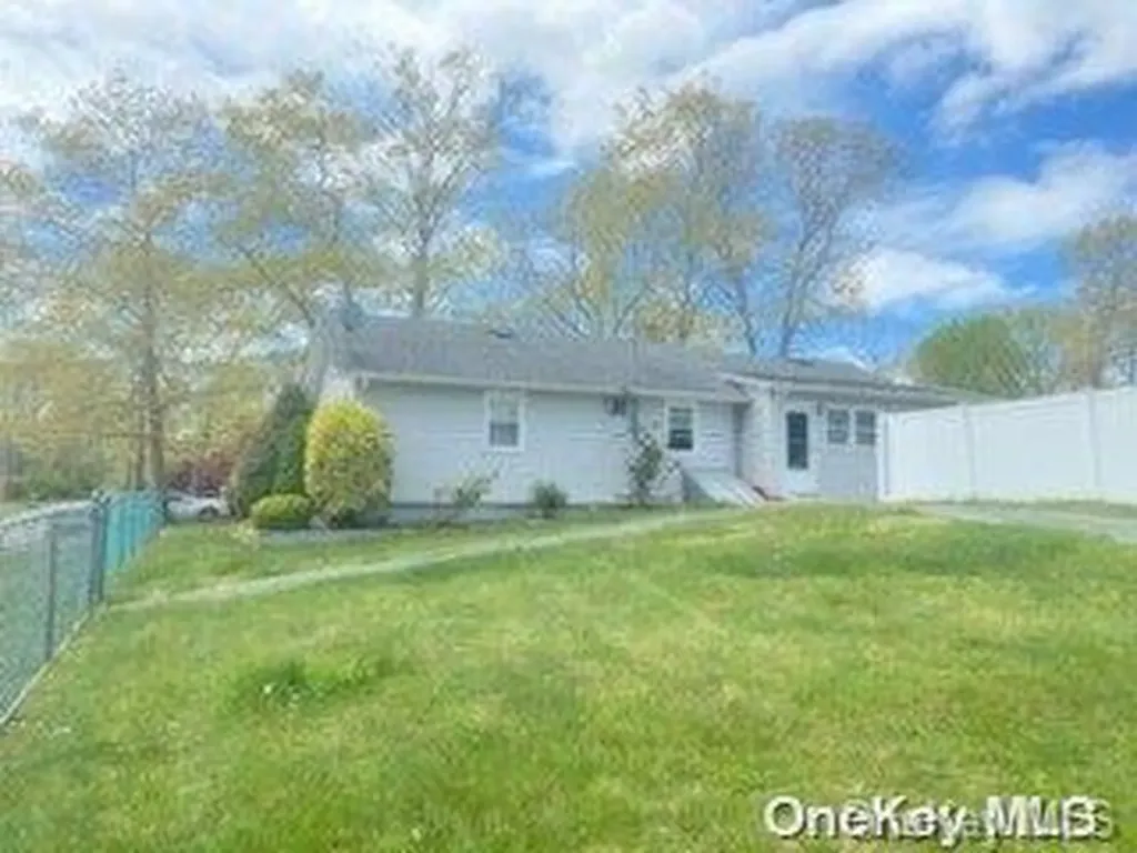 227 Hampton Avenue Mastic NY 11950