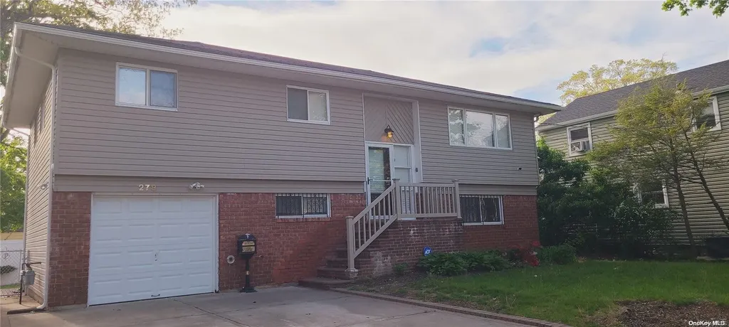278 Long Beach Road Hempstead NY 11550
