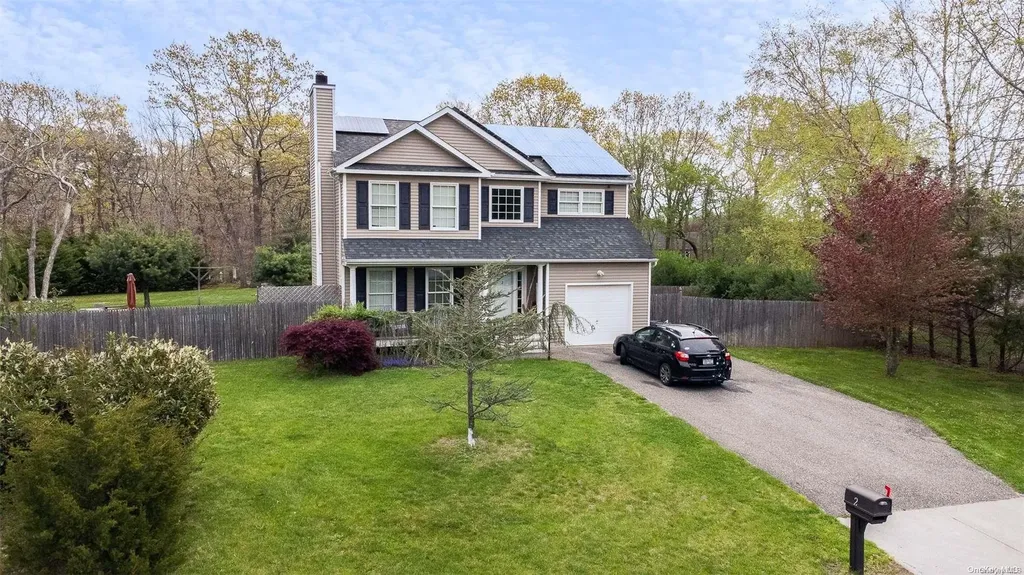 2 Creekside Drive Middle Island NY 11953