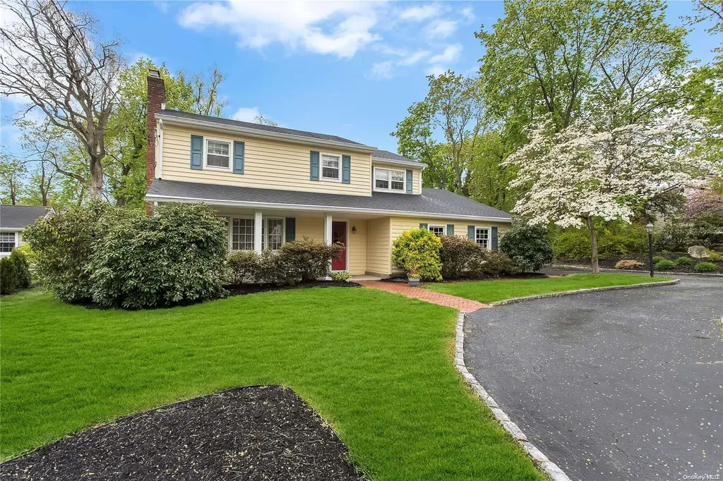 16 Bay Place Huntington NY 11743