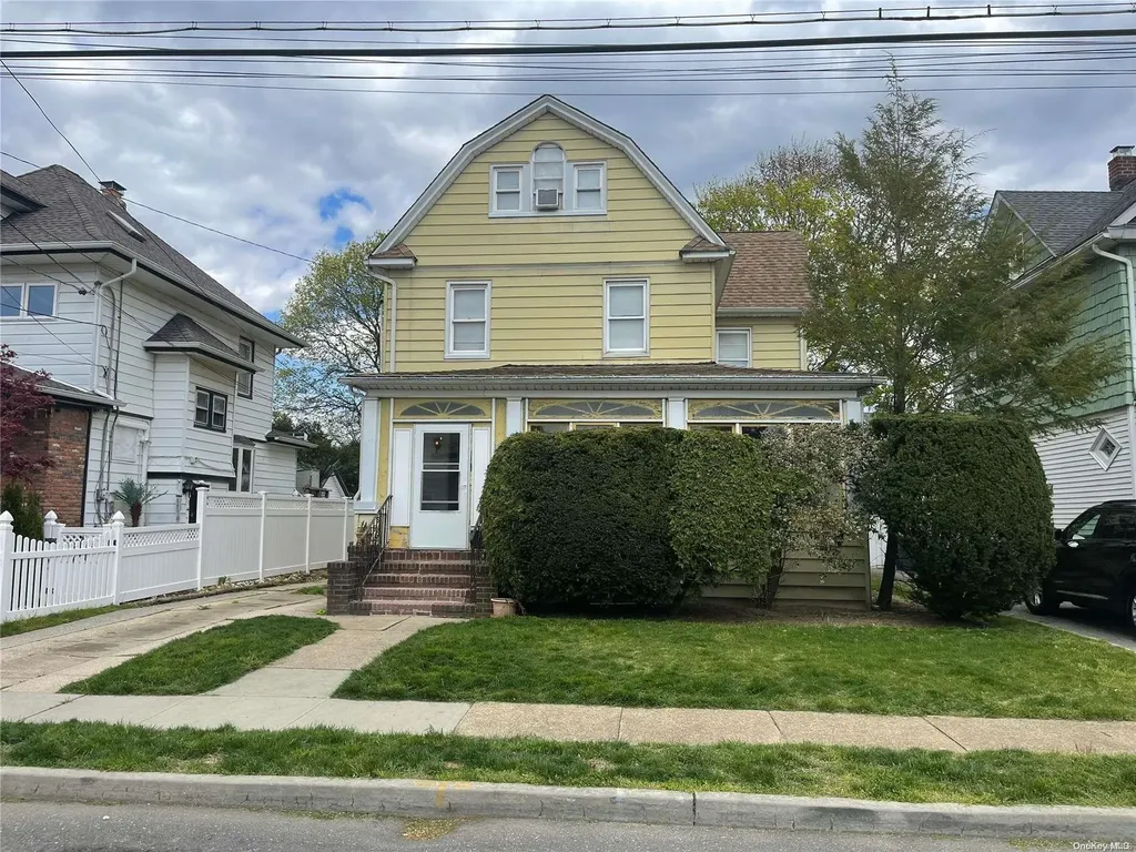 10 Grace Avenue Lynbrook NY 11563