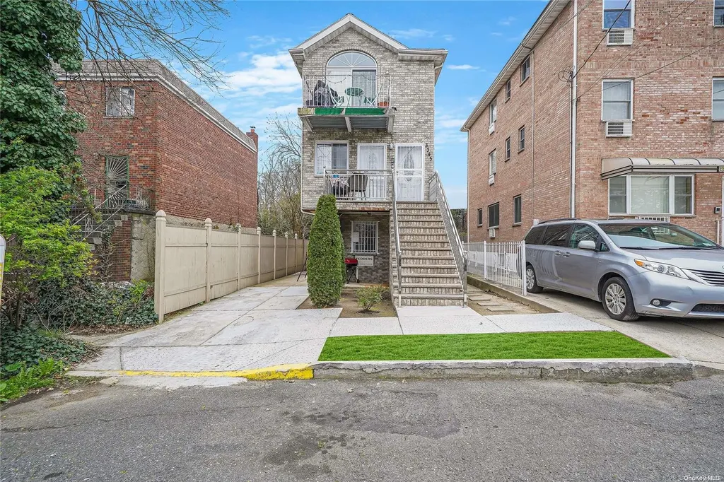 3345 Edson Avenue Bronx NY 10469