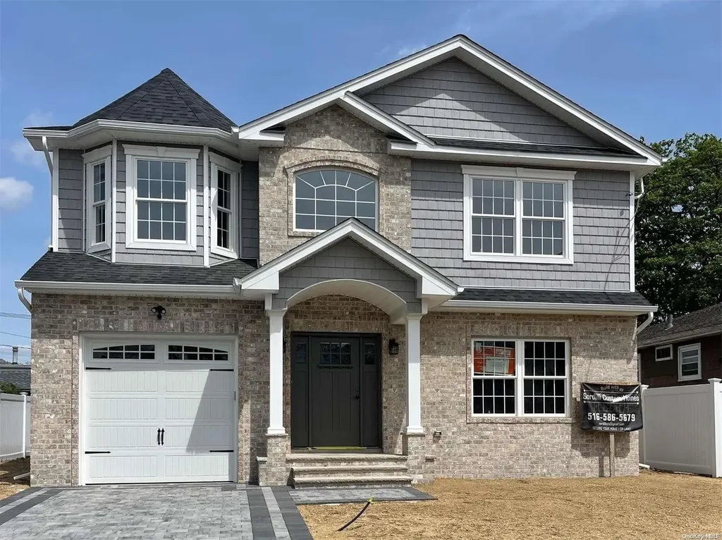 1837 Thomas Street Merrick NY 11566