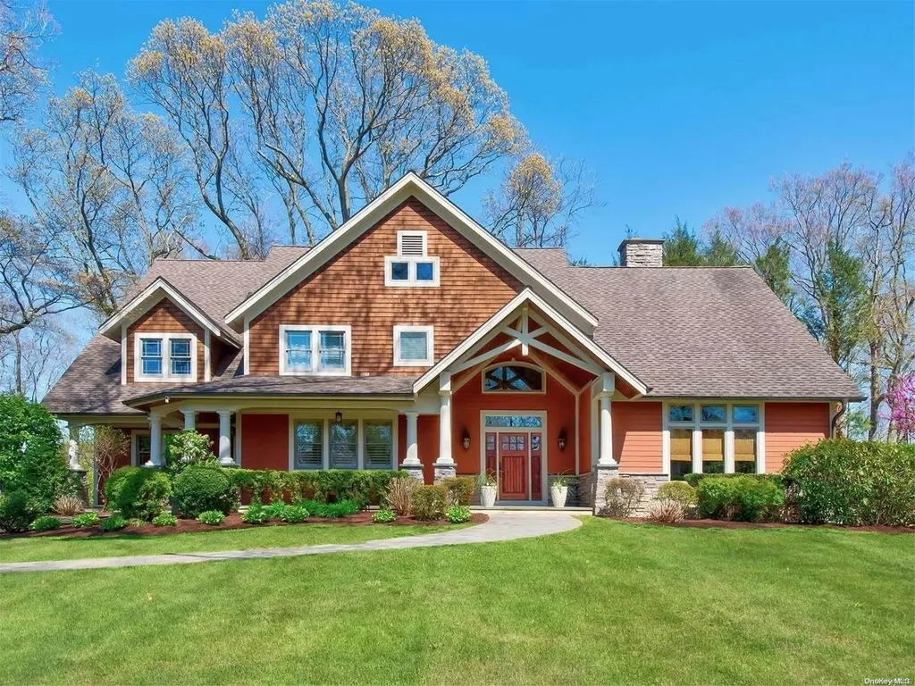 2 Beechwood Drive Glen Head NY 11545