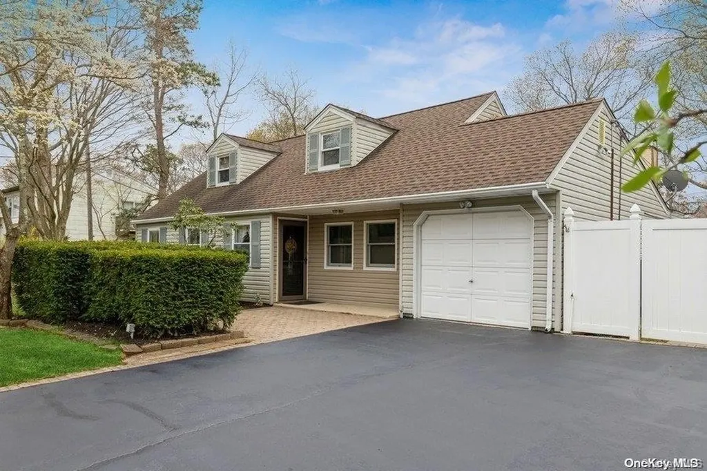 55 Andover Drive Coram NY 11727