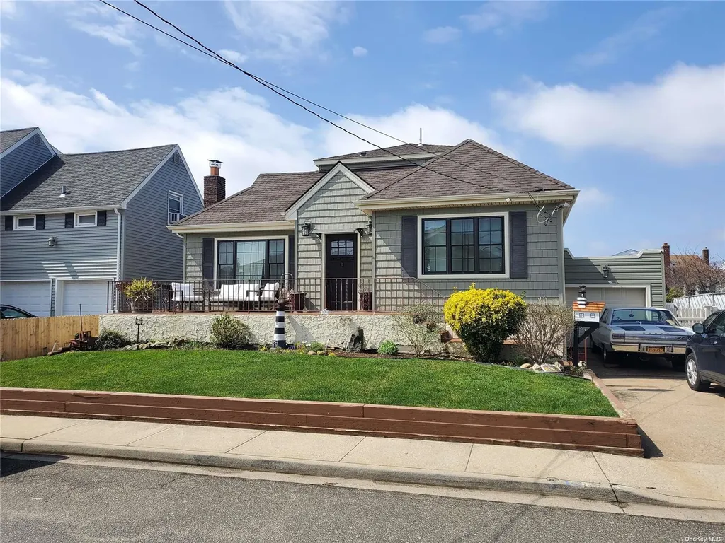41 Parkway Drive Baldwin NY 11510