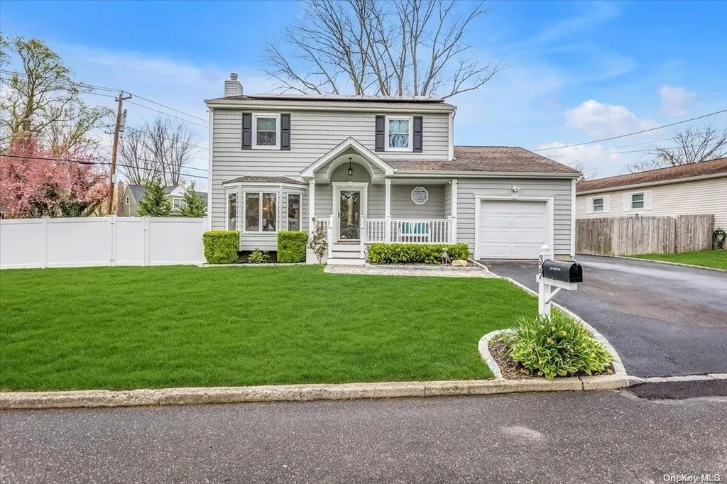 327 Birch Road Kings Park NY 11754