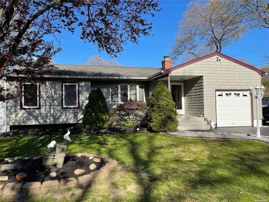 61 Van Buren Street Mastic NY 11950
