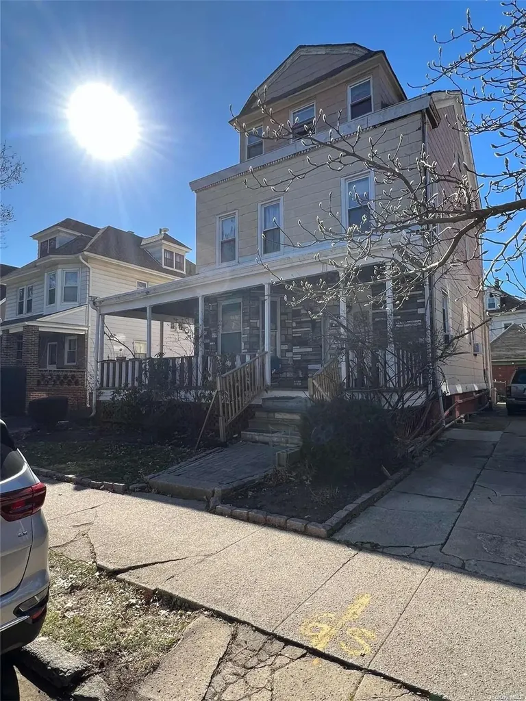 252 Rugby Road Brooklyn NY 11226