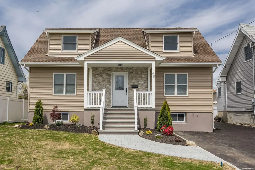 60 Evans Avenue Oceanside NY 11572
