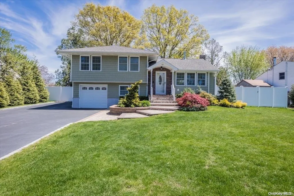 65 Elder Drive Commack NY 11725