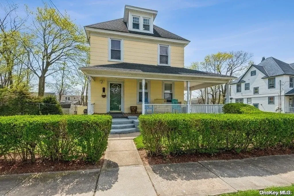 60 Stevens Street Freeport NY 11520