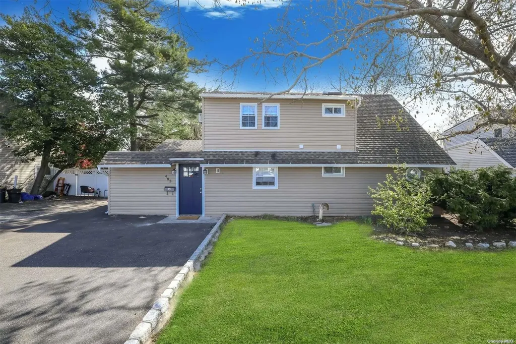 483 Sand Hill Road Wantagh NY 11793