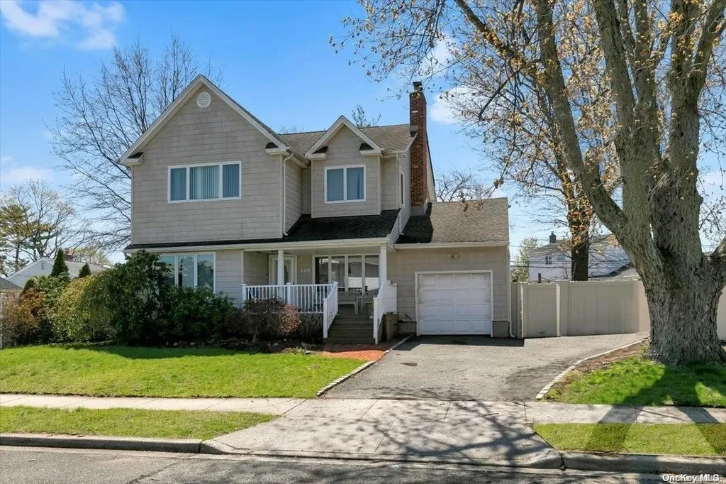 120 Kathleen Drive Syosset NY 11791