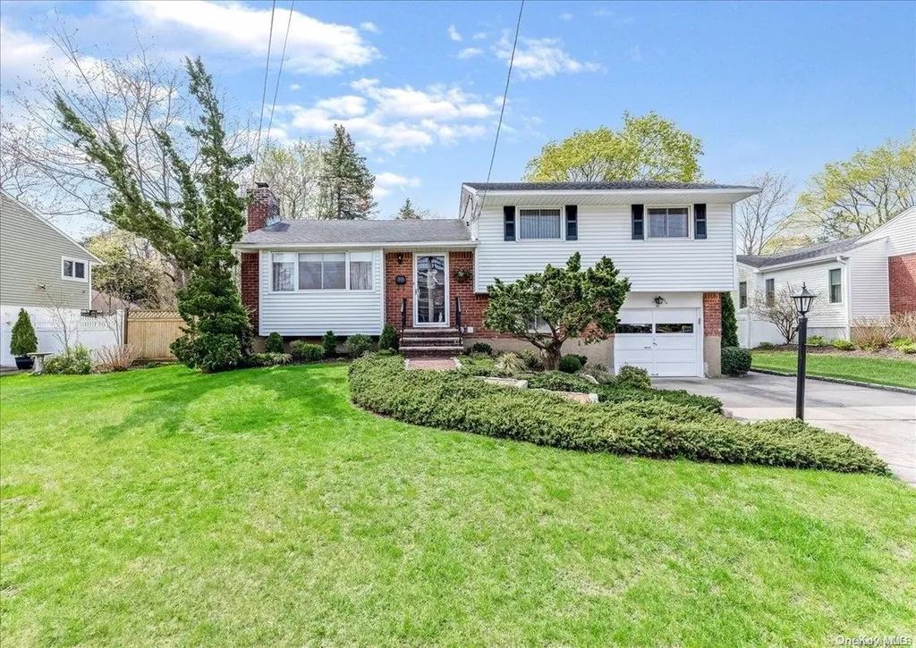 46 Sherman Drive Syosset NY 11791