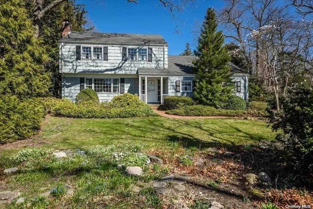 111 Ocean Avenue Bayport NY 11705